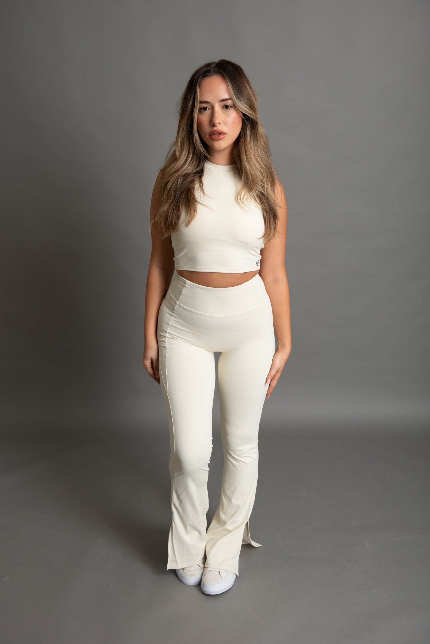 סט פדלפון מחטב - Flare סטסט בגדי ספורט, סט פדלפון , פדלפוןSAM