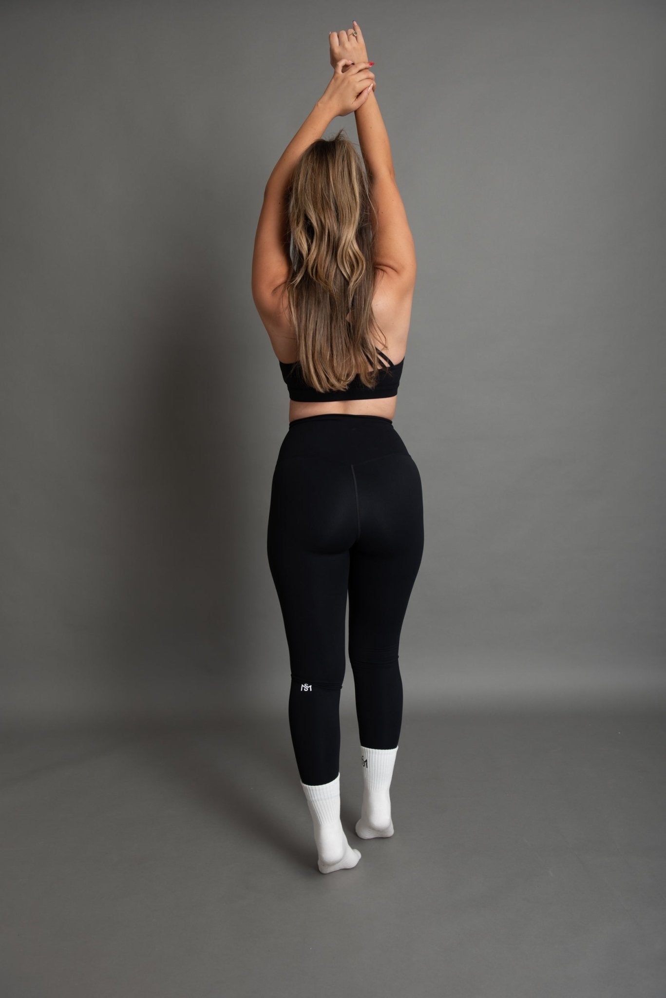 סט כתפיות מוצלבות - Lyra סטסט בגדי ספורט, סט ספורט , טייץ גזרה גבוהה, תמיכה גבוההSAM